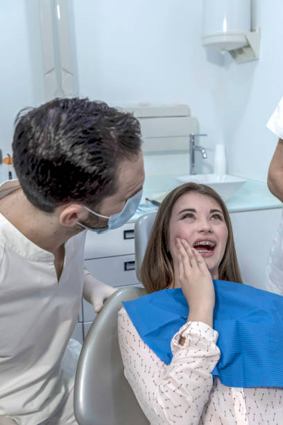 Best Emergency Denture Repair in Horicon, WI